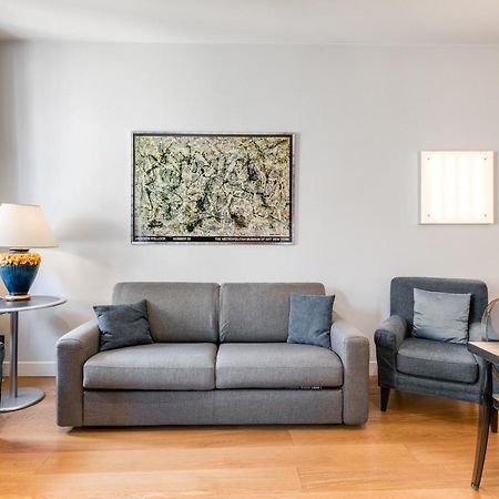 Piazza Santa Croce Design Apartment With Balcony Florence Luaran gambar