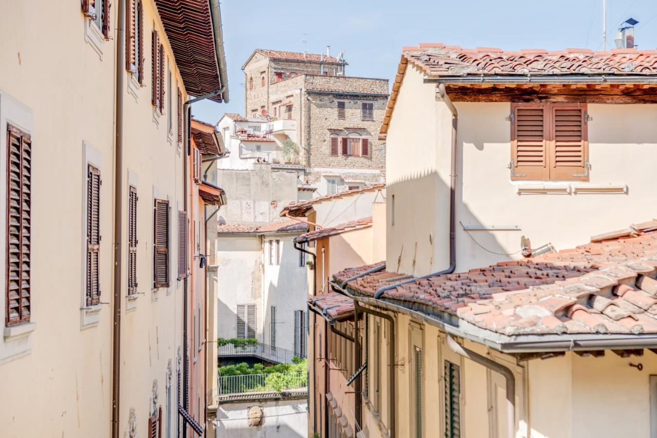 Piazza Santa Croce Design Apartment With Balcony Florence Luaran gambar